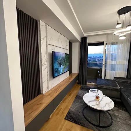Remote Work - Apartment *
