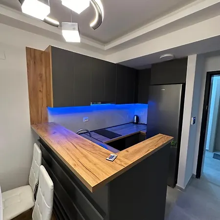 Remote Work - Apartment *